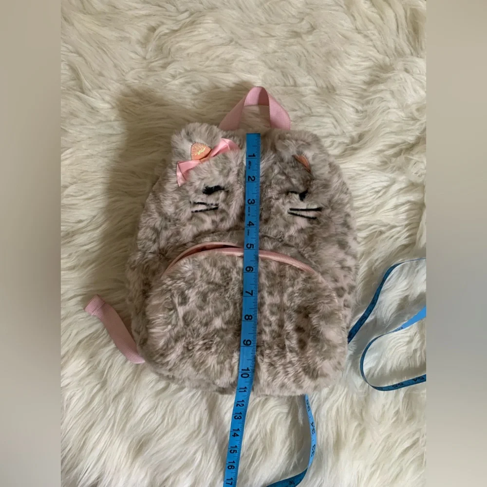 Fluffy Kitty Mini Backpack - Picture 8 of 9